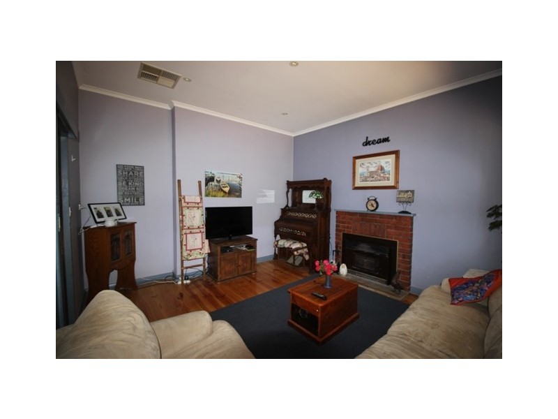 23 Jemison Street, Waikerie SA 5330