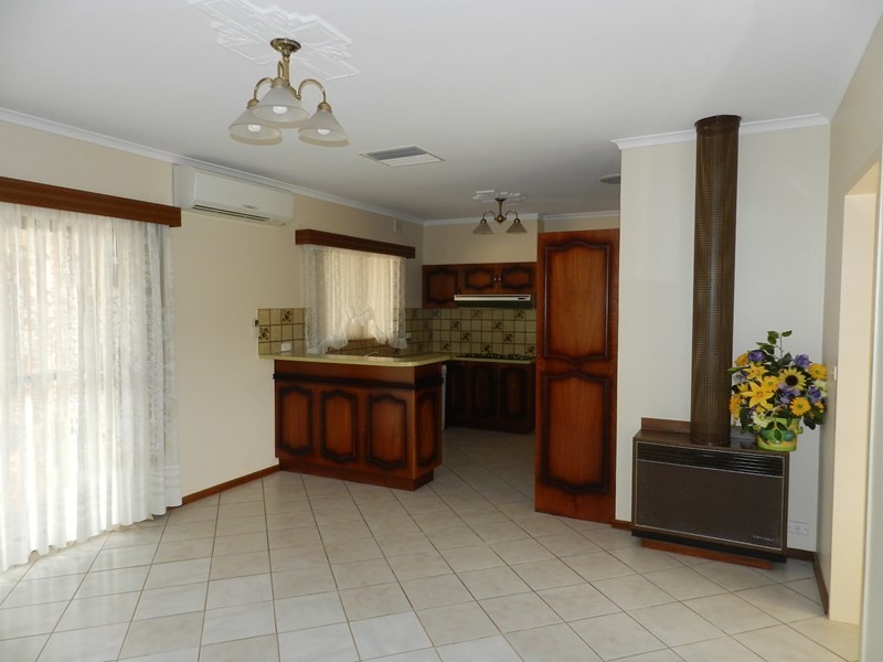 696 Old Sturt Highway, Glossop SA 5344