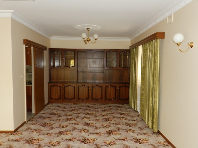 696 Old Sturt Highway, Glossop SA 5344