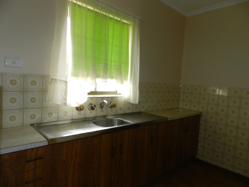 696 Old Sturt Highway, Glossop SA 5344