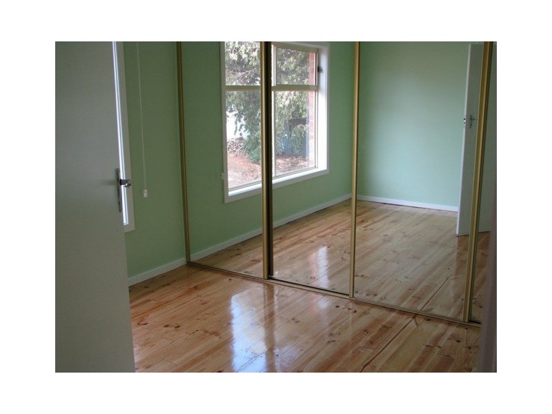 35 Farmer Street, Barmera SA 5345