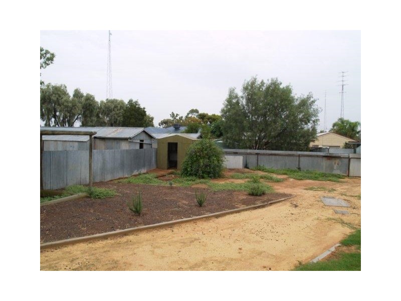 3 Andrew Street, Waikerie SA 5330