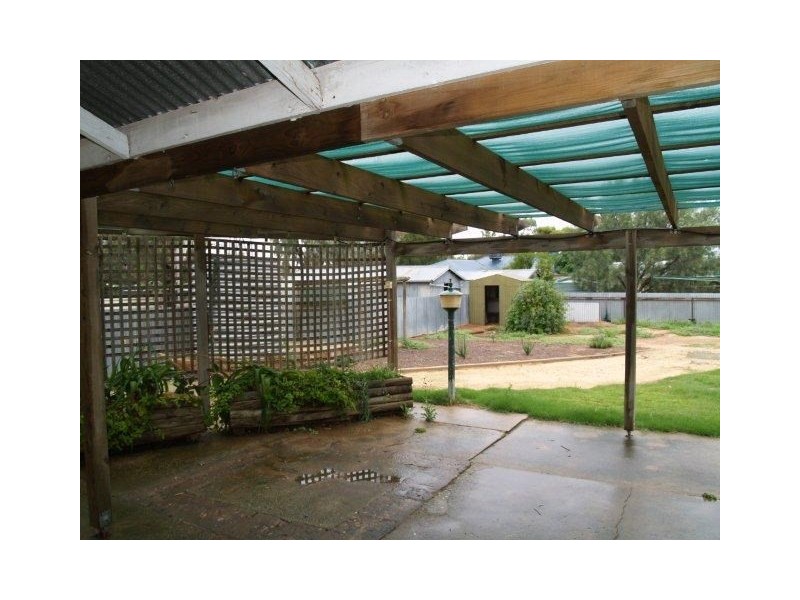 3 Andrew Street, Waikerie SA 5330