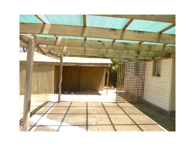 3 Andrew Street, Waikerie SA 5330