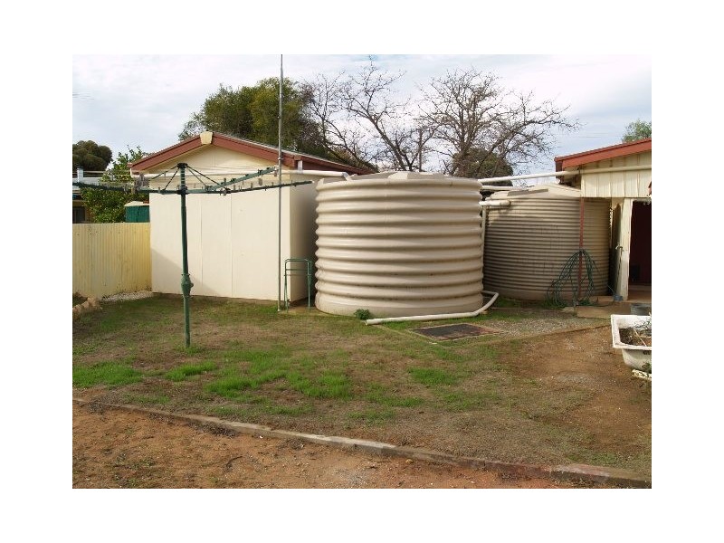 20 South Terrace, Blanchetown SA 5357