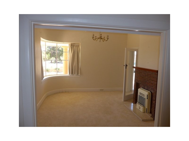 6 Fowles Street, Barmera SA 5345