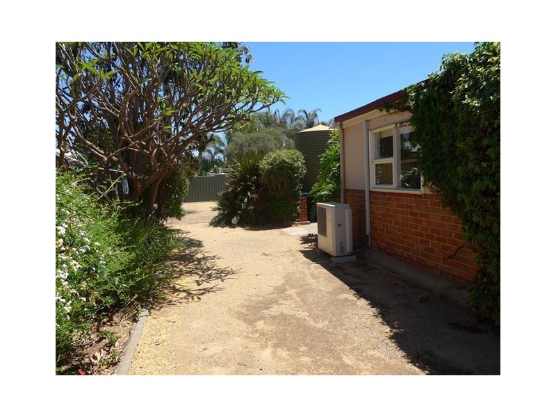 6 Fowles Street, Barmera SA 5345