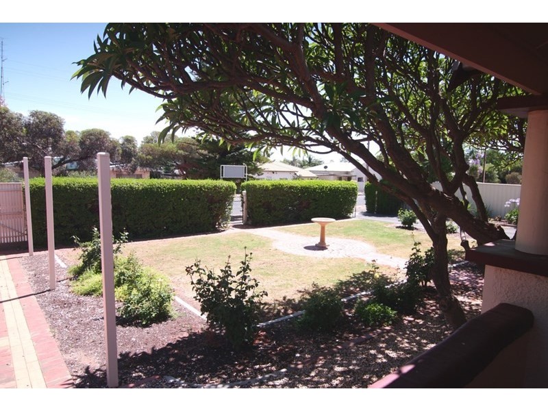 23 Laffer Street, Barmera SA 5345