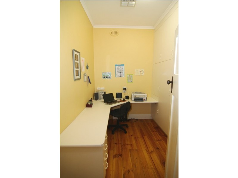 23 Laffer Street, Barmera SA 5345