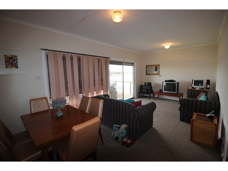 5 North Terrace, Blanchetown SA 5357