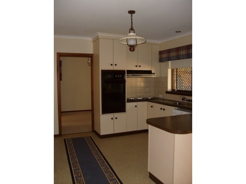 12 Westbrook Avenue, Loxton SA 5333