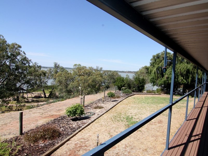 37 Albrecht Road, Kingston On Murray SA 5331