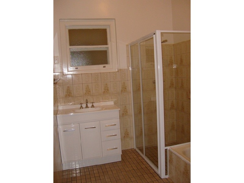 10 Wodonga Avenue, Loxton SA 5333