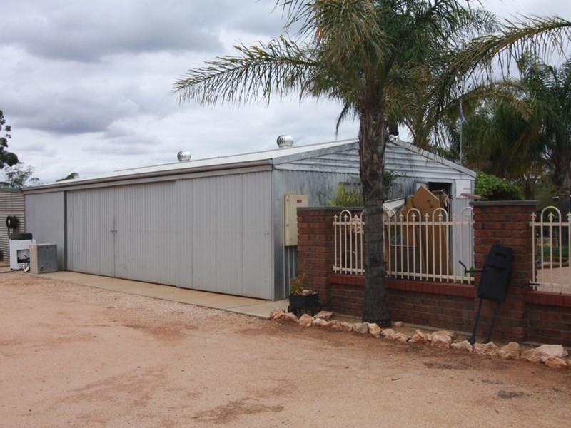 26 Gillespie Road, Barmera SA 5345