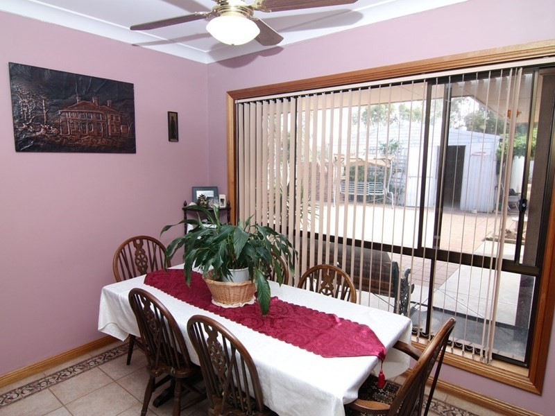 26 Gillespie Road, Barmera SA 5345