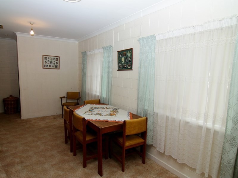 24 Laffer Street, Barmera SA 5345