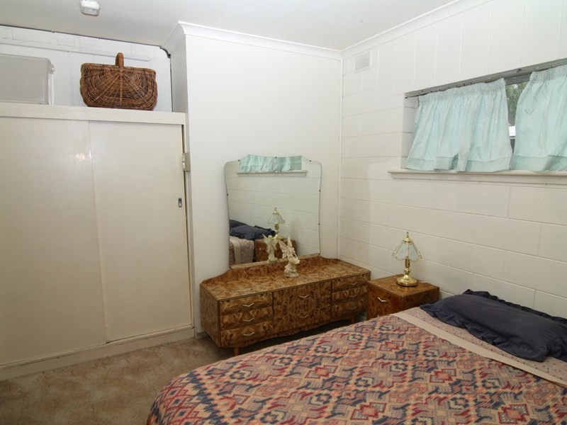 24 Laffer Street, Barmera SA 5345