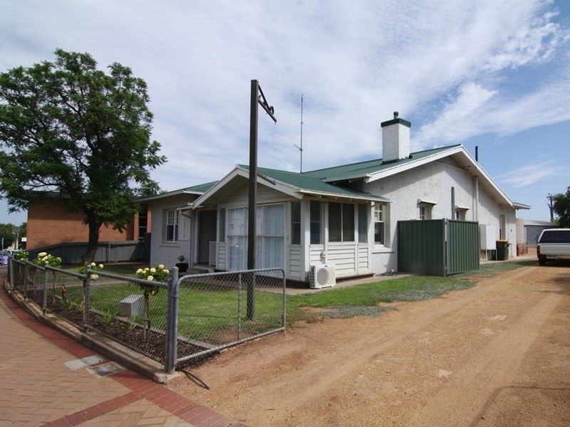 3 Barwell Avenue, Barmera SA 5345