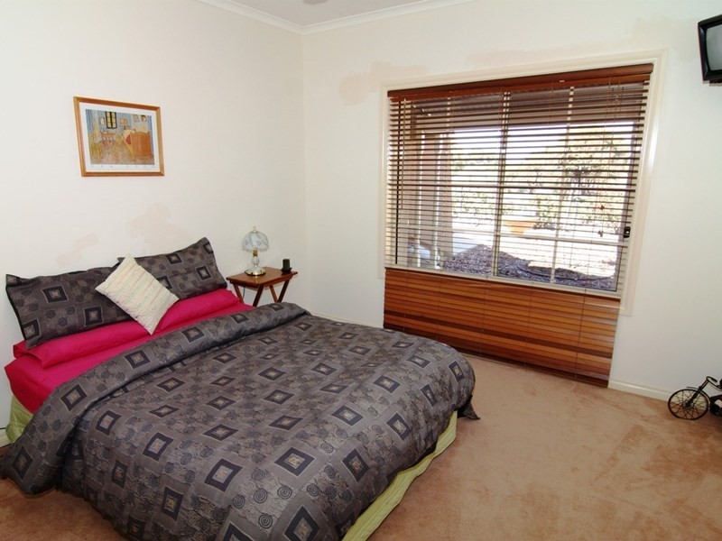 53 Chaffey Street, Renmark SA 5341