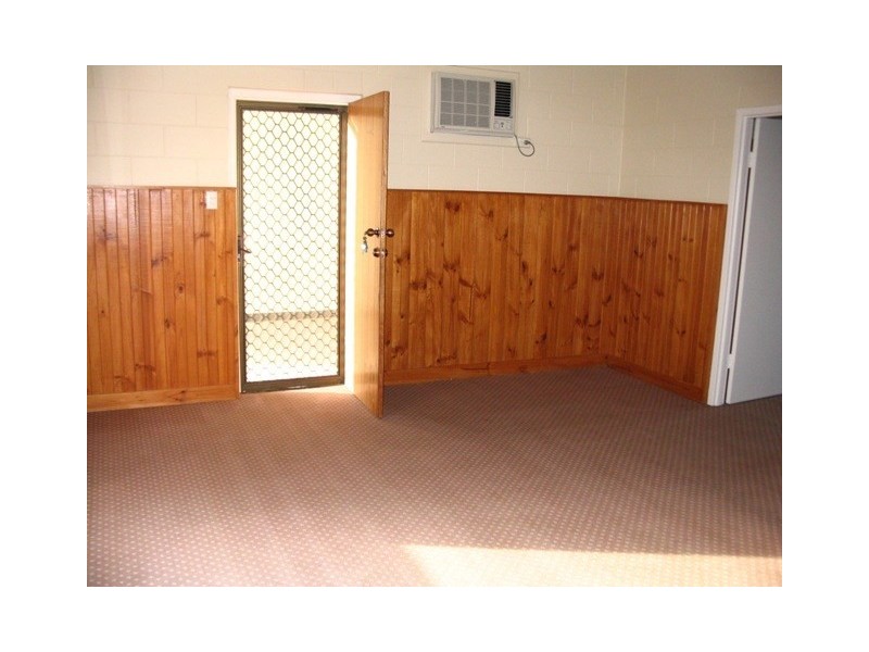 1 and 2/42 Queen Elizabeth Drive, Barmera SA 5345