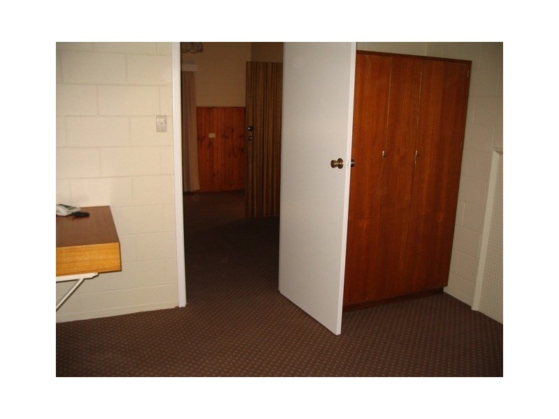 1 and 2/42 Queen Elizabeth Drive, Barmera SA 5345