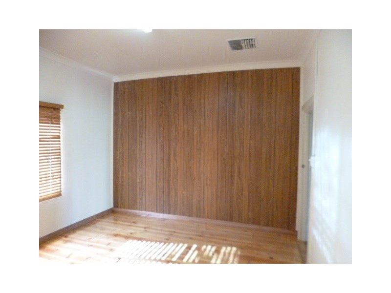 1 Pyap Street, Loxton SA 5333