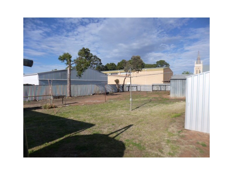 1 Pyap Street, Loxton SA 5333