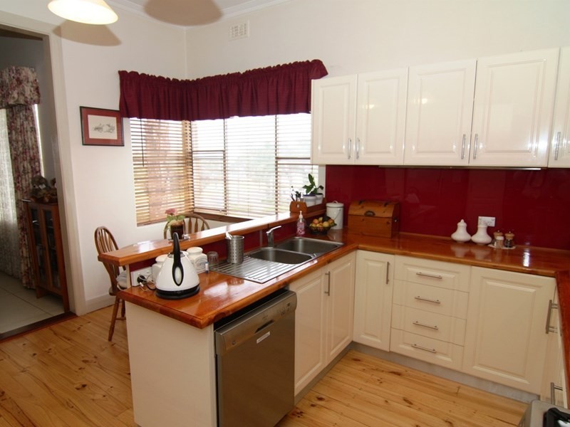 40 Nookamka Terrace, Barmera SA 5345