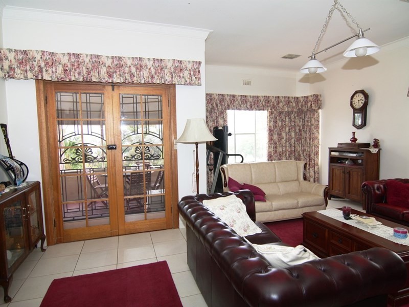 40 Nookamka Terrace, Barmera SA 5345