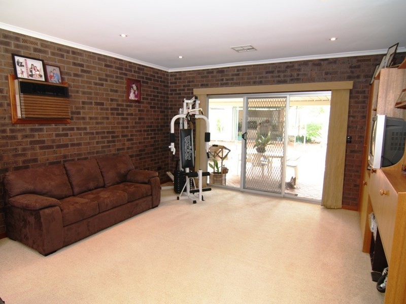 12 Nookamka Terrace, Barmera SA 5345