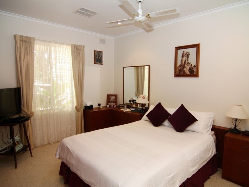 12 Nookamka Terrace, Barmera SA 5345