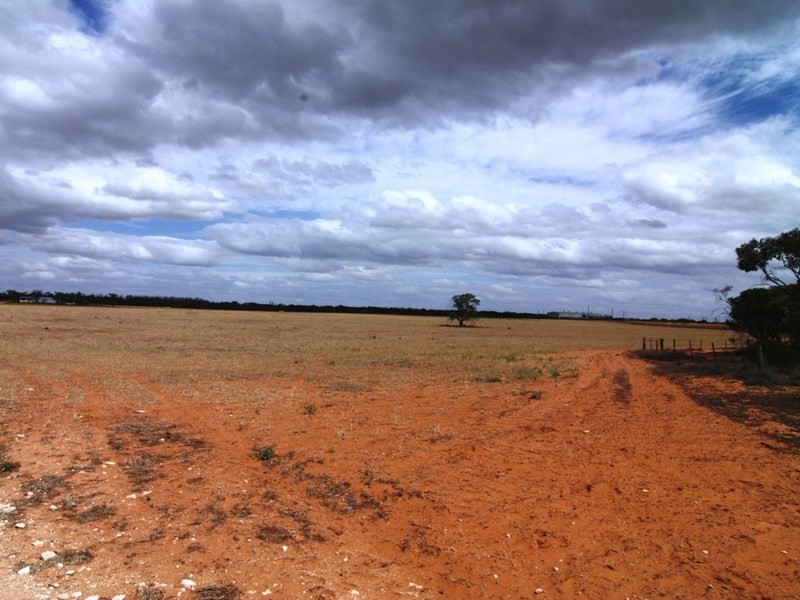 18953 Sturt Highway, Monash SA 5342