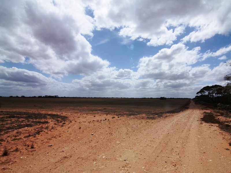 18953 Sturt Highway, Monash SA 5342