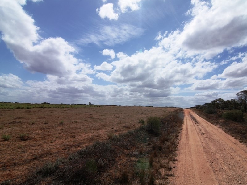18953 Sturt Highway, Monash SA 5342