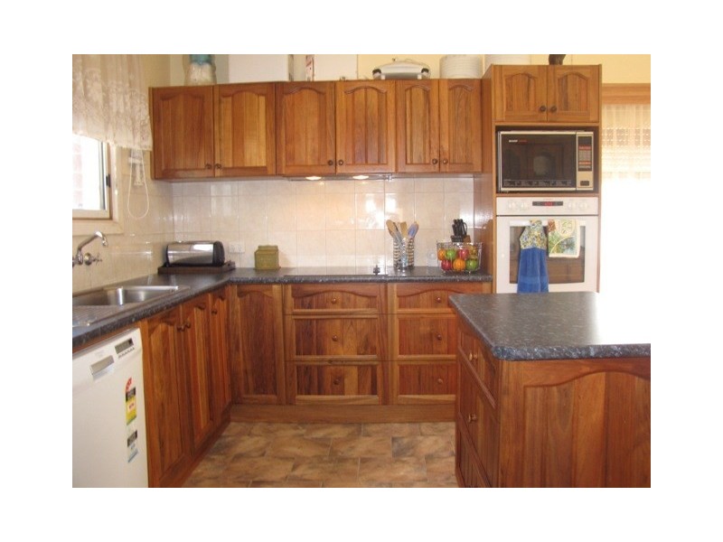 69 Drabsch Street, Loxton SA 5333