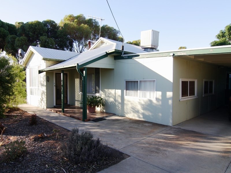 210 Seventeenth Street, Renmark SA 5341