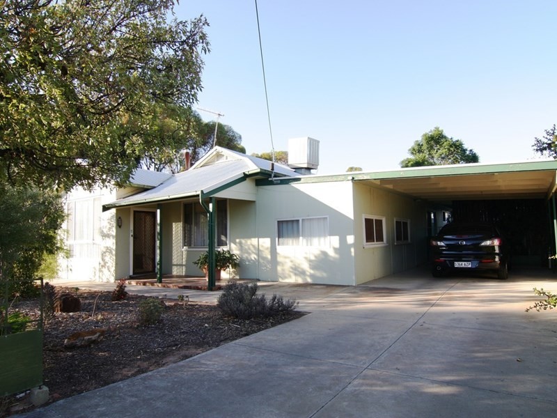 210 Seventeenth Street, Renmark SA 5341