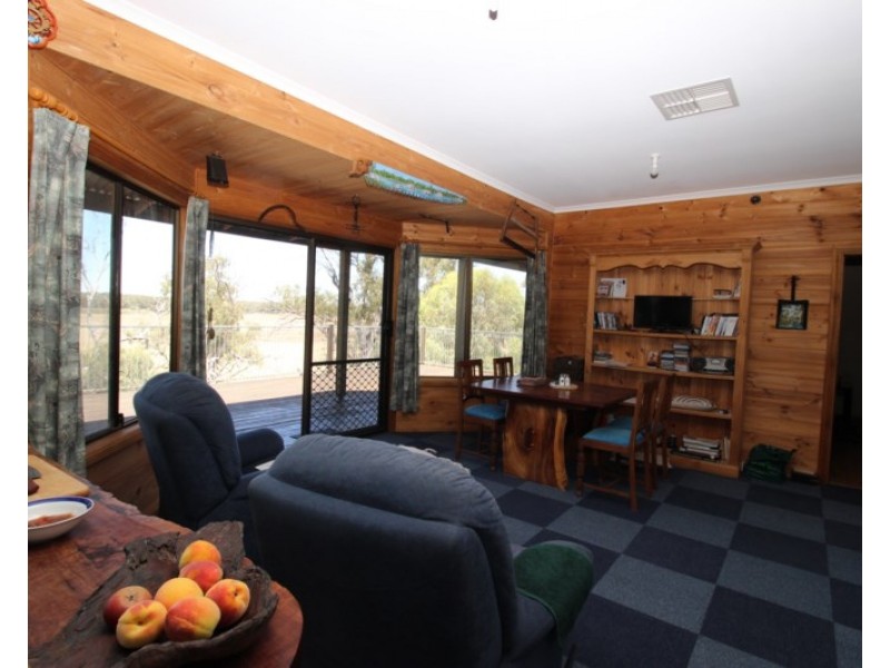 8870 Goyder Highway, Morgan SA 5320