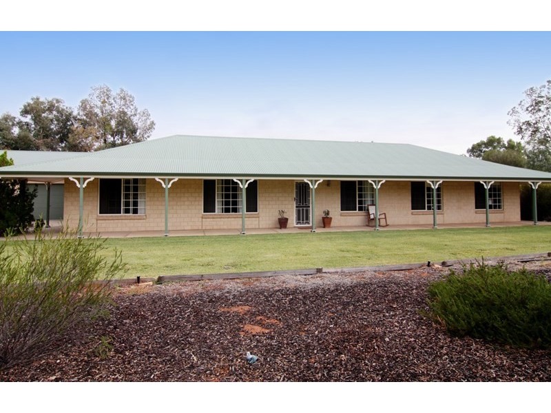 4 Kondoprias Court, Berri SA 5343