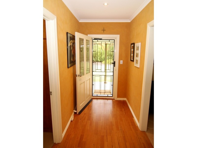 4 Kondoprias Court, Berri SA 5343