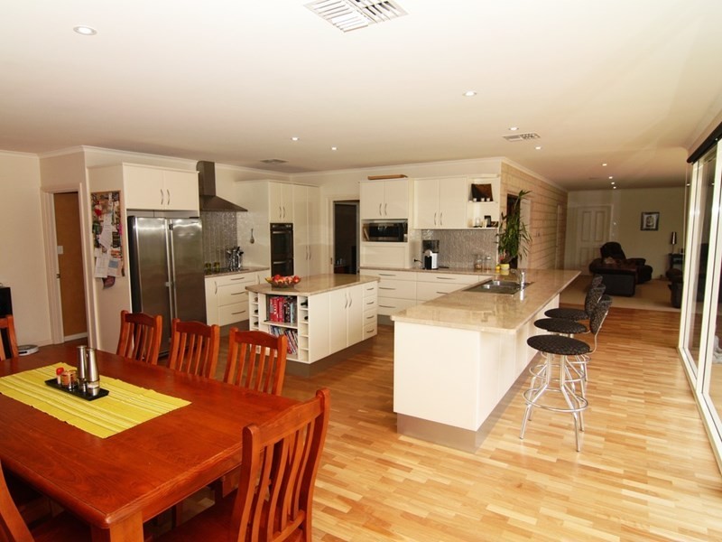 4 Kondoprias Court, Berri SA 5343