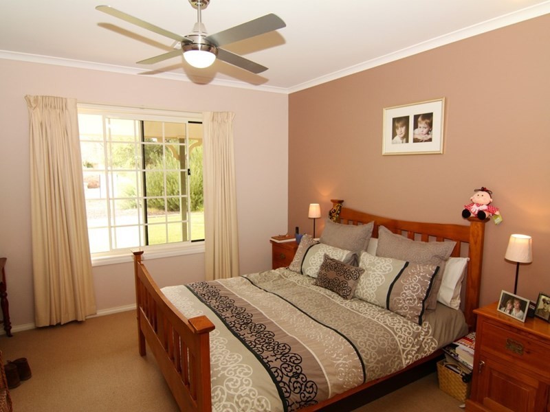 4 Kondoprias Court, Berri SA 5343