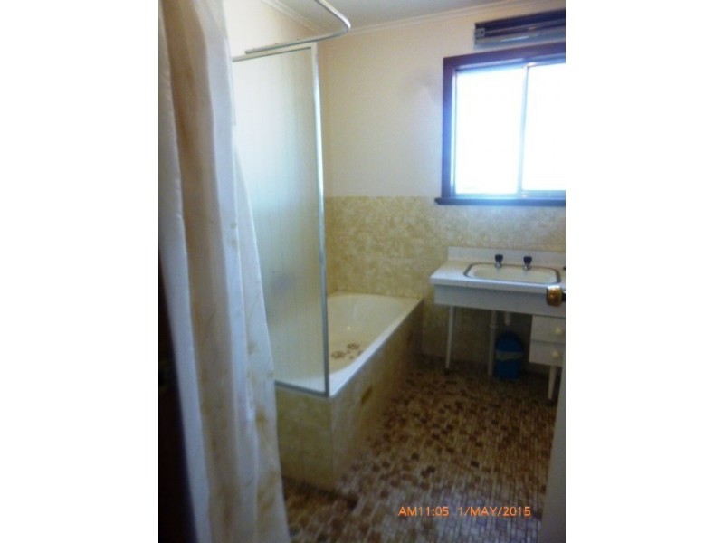 29 First Street, Loxton SA 5333