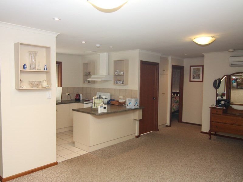 19c William Street, Loxton SA 5333