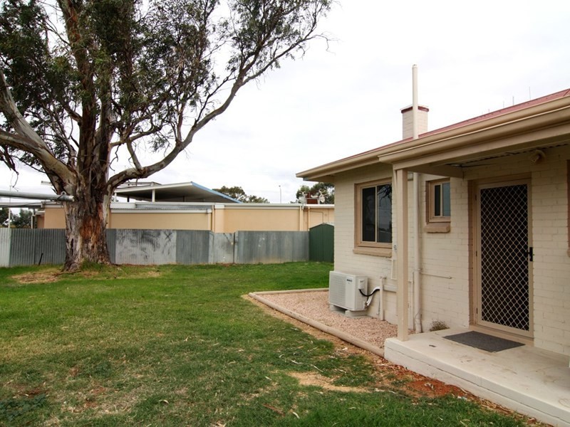 37 Fowles Street, Barmera SA 5345