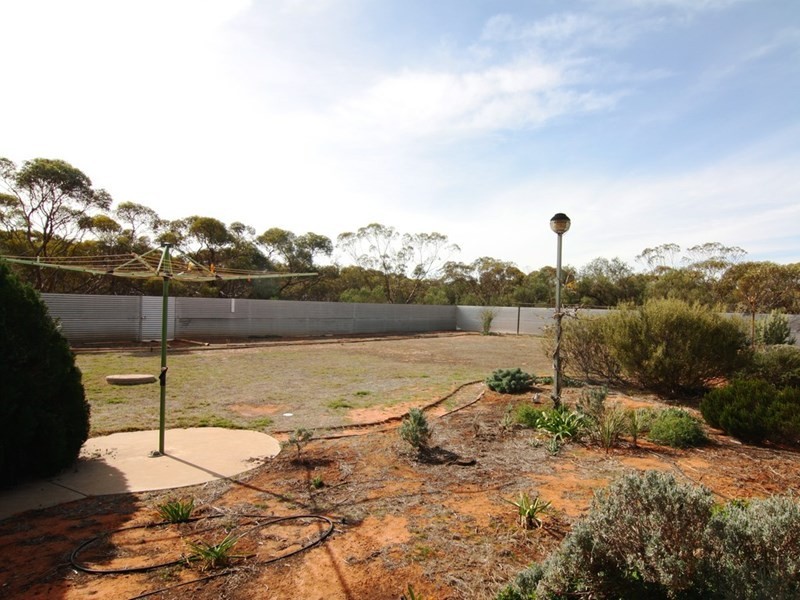 86 Davis Road, Winkie SA 5343