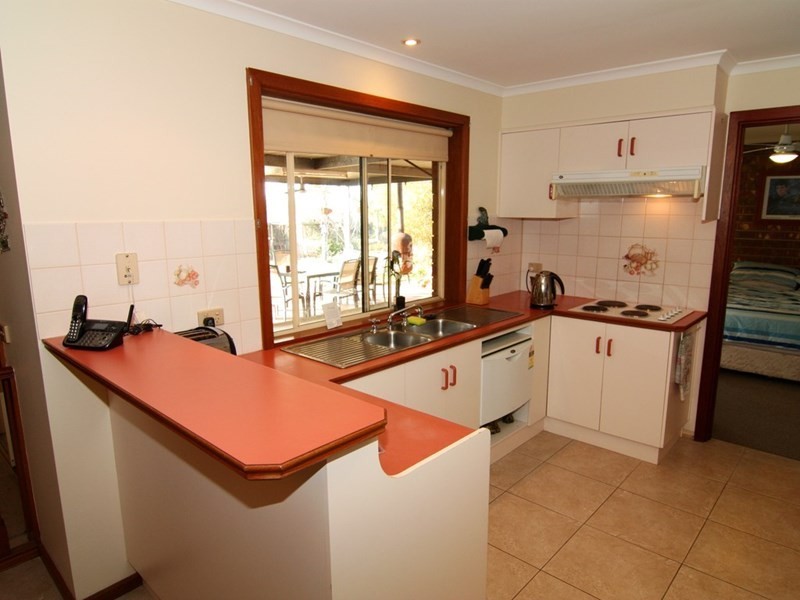 28 Raeder Court, Berri SA 5343