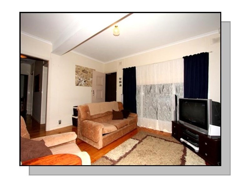 5 Eringa Avenue, Loxton SA 5333