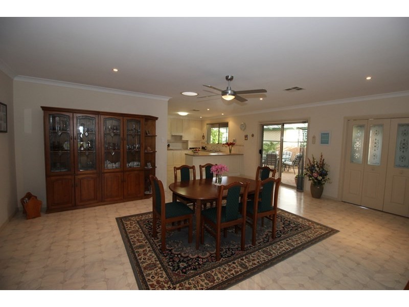 22 Edwards Crescent, Waikerie SA 5330