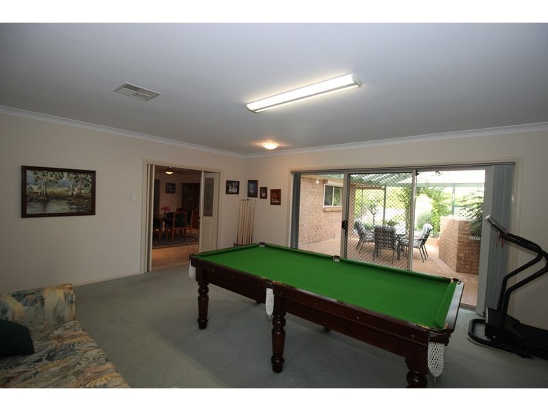 22 Edwards Crescent, Waikerie SA 5330